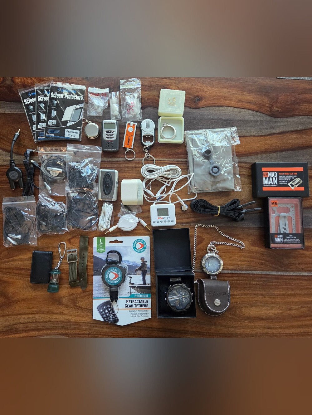 Surprise Assortment Of Men's Gadjets, Watch Money Clip Pocket Watch Wires